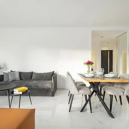 Apartment Maison Du Jardin 2-bedroom Private Outdoor Jacuzzi Rhodes City