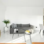 Διαμέρισμα Maison Du Jardin 2-bedroom Private Outdoor Jacuzzi *