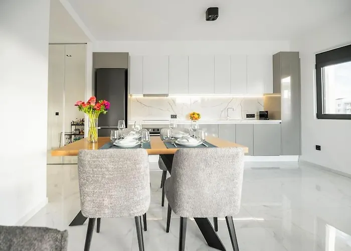 アパート Maison Du Jardin 2-bedroom Private Outdoor Jacuzzi *