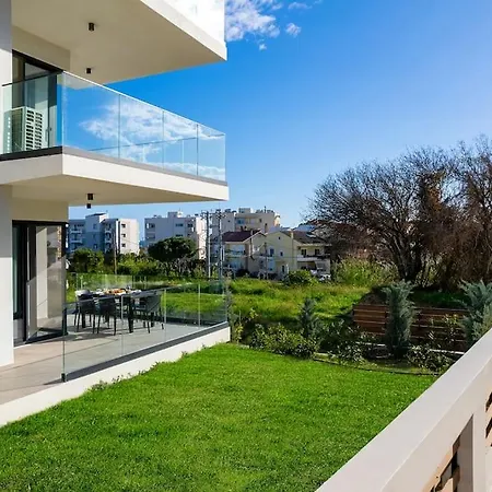 Maison Du Jardin 2-bedroom Private Outdoor Jacuzzi Rhodes City