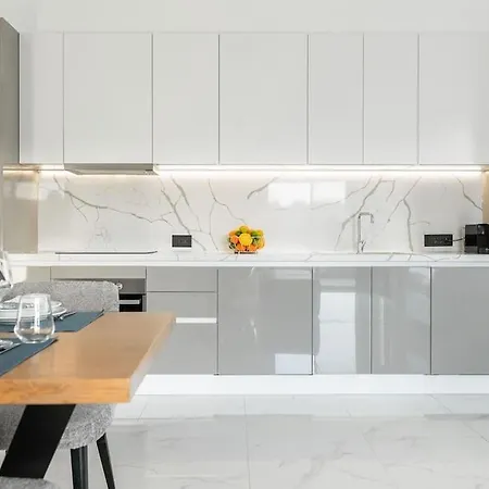 Maison Du Jardin 2-bedroom Private Outdoor Jacuzzi Lejlighed Rhodes City