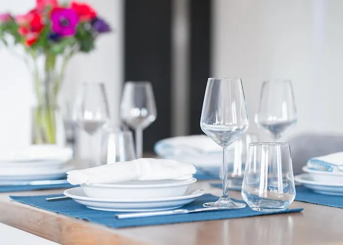 Apartamento Maison Du Jardin 2-bedroom Private Outdoor Jacuzzi Rhodes City