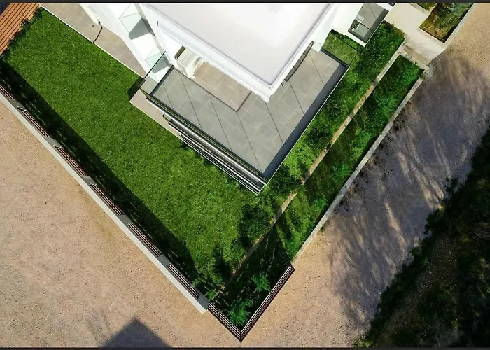 Maison Du Jardin 2-bedroom Private Outdoor Jacuzzi Apartamento Rhodes City